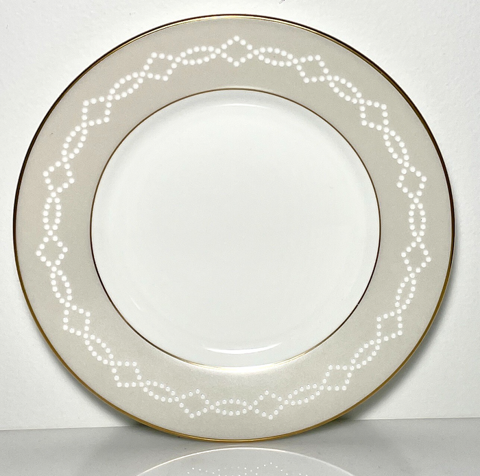 Waterford Cherish Bread and Butter Plate 6 1/8"0