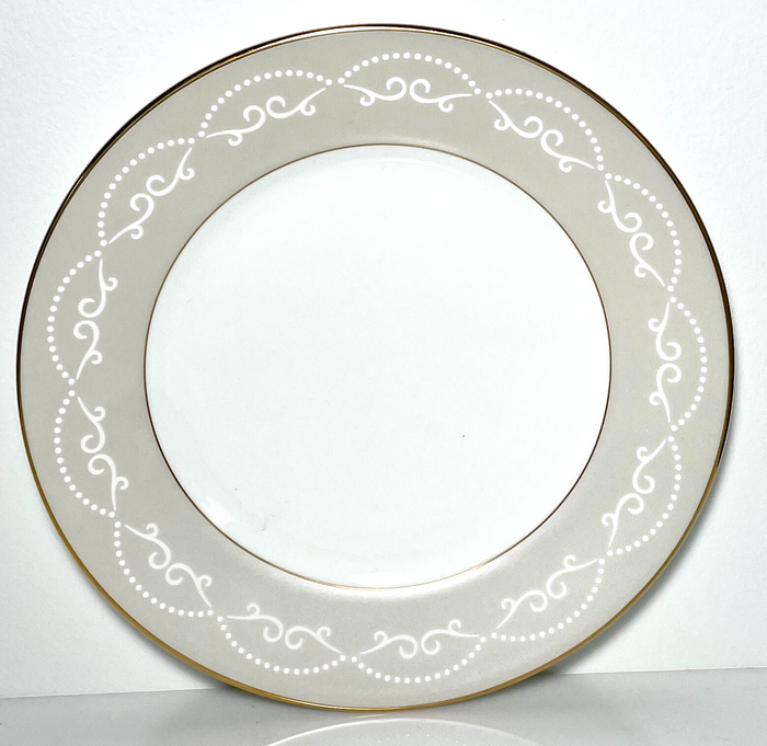 Waterford Cherish Salad Plate 8 1/4"0