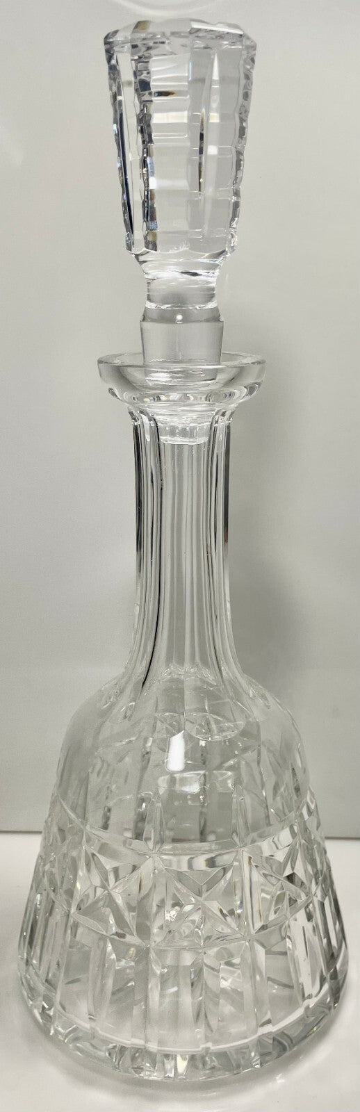 Waterford Kylemore Wine Decanter with Stopper 12 3/4"0