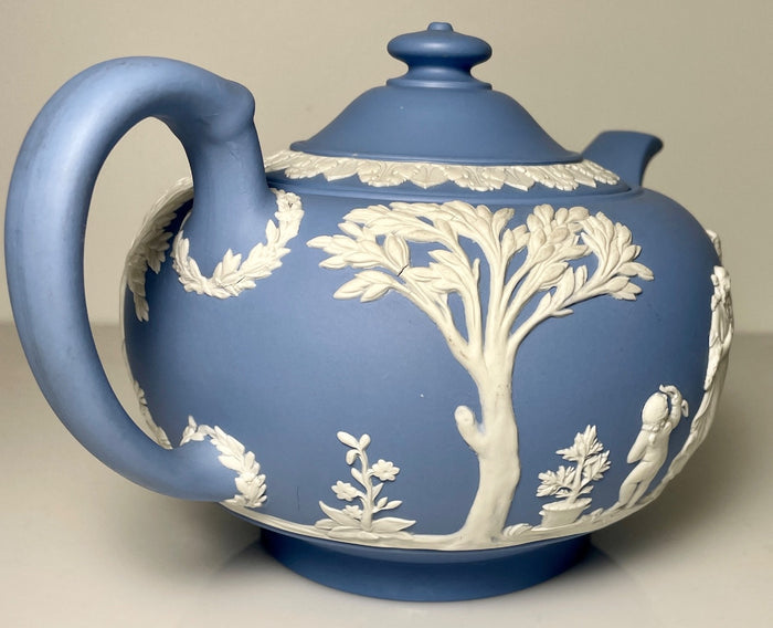 Wedgwood Cream Color on Lavender Pale Blue Jasperware Teapot and Lid 5" 4 Cup1