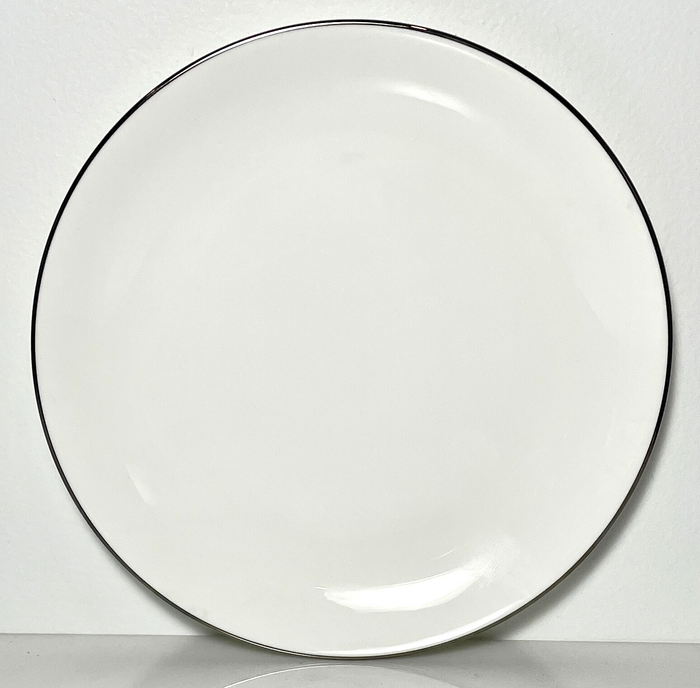 Wedgwood Formal Platinum Salad Plate 8 1/4"0
