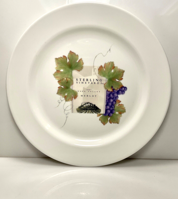 Wedgwood Grand Gourmet Wine Salad Plate Merlot Napa 9 7/8" Sterling Vineyards0