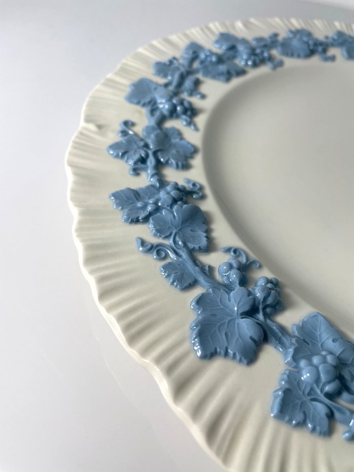 Wedgwood Lavender on Cream Color Bread and Butter Plate 6 1/4" Shell Edge2