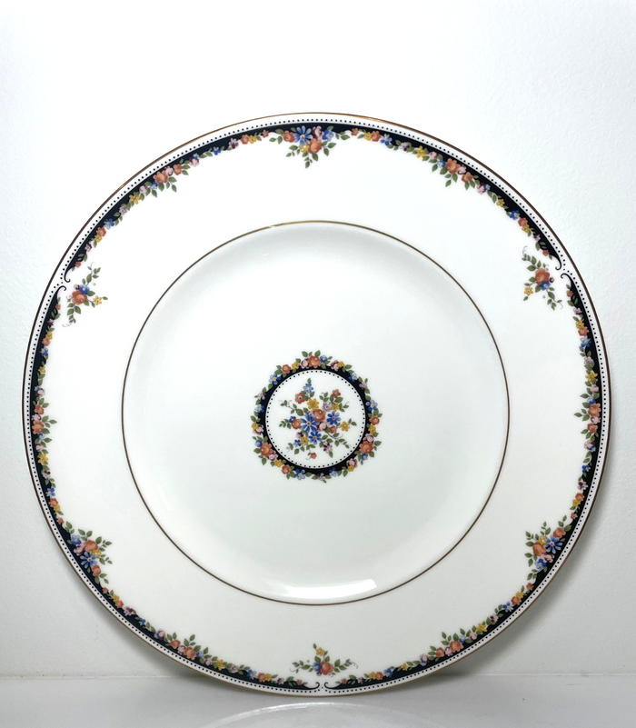 Wedgwood Osborne Dinner Plate 10 7/8"0