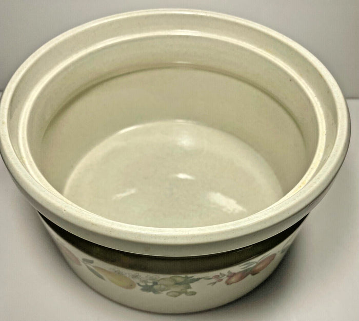 Wedgwood Quince 2.5 Quart Casserole NO LID 1