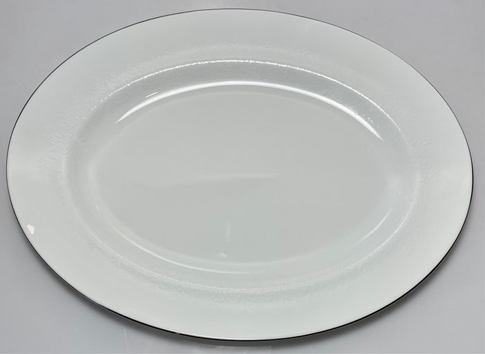 Wedgwood Silver Ermine Traditional Oval Platter 15 1/2"0