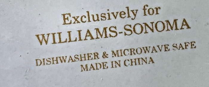 Williams Sonoma Gold Christmas Tree Mug 4 1/2"1